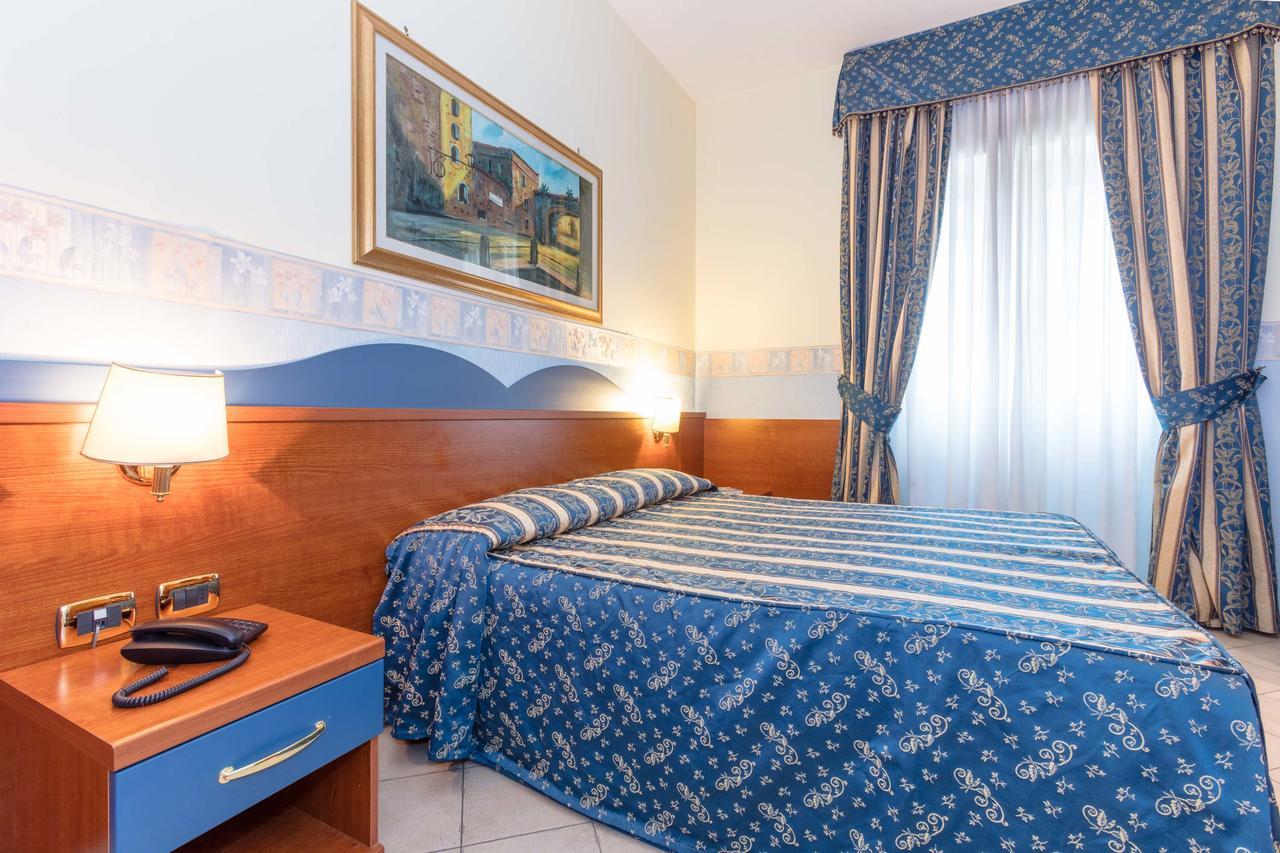 Hotel Borgo Del Mare チビタベッキア エクステリア 写真