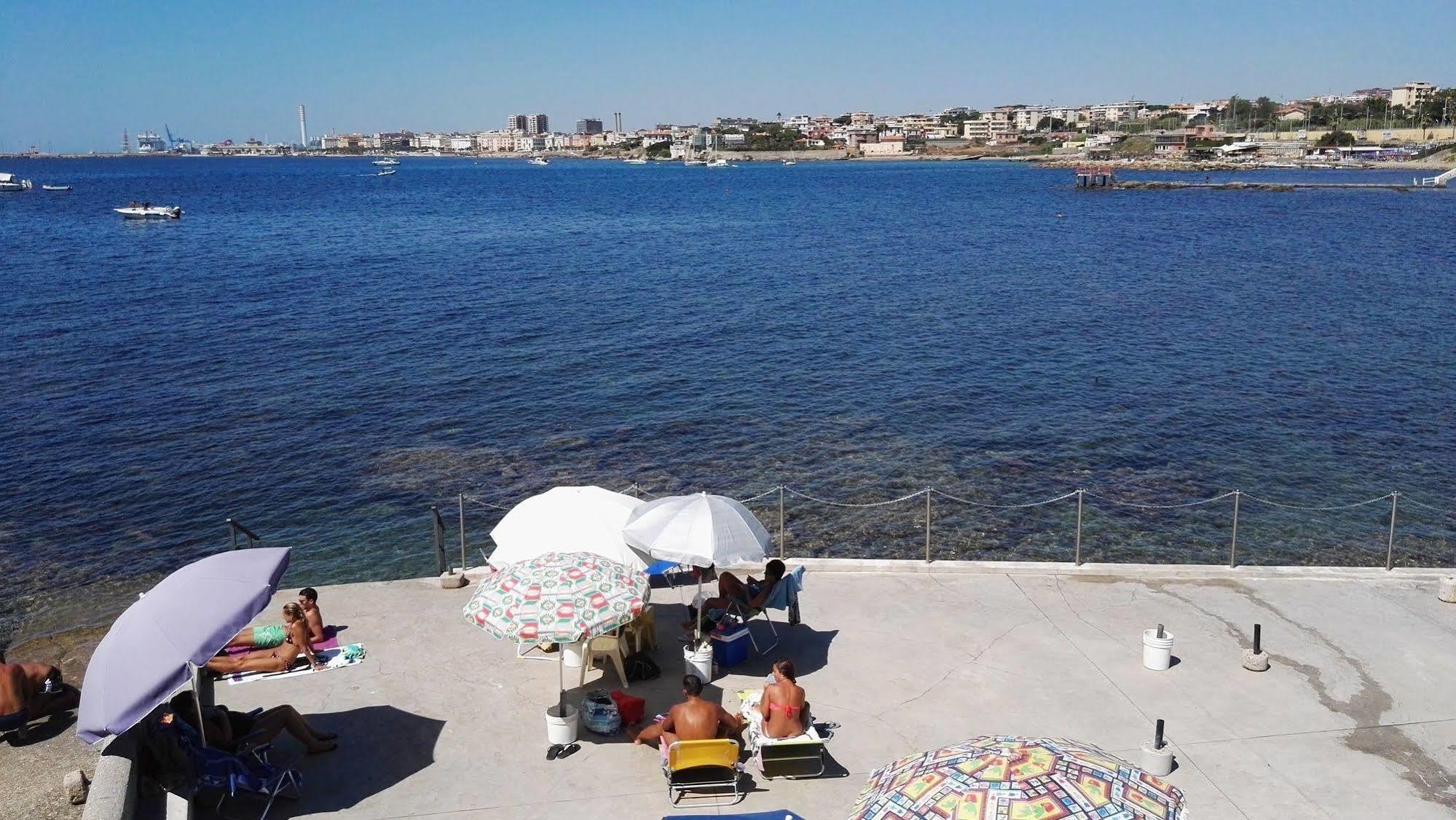 Hotel Borgo Del Mare チビタベッキア エクステリア 写真