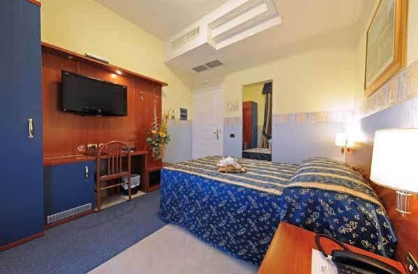 Hotel Borgo Del Mare チビタベッキア エクステリア 写真